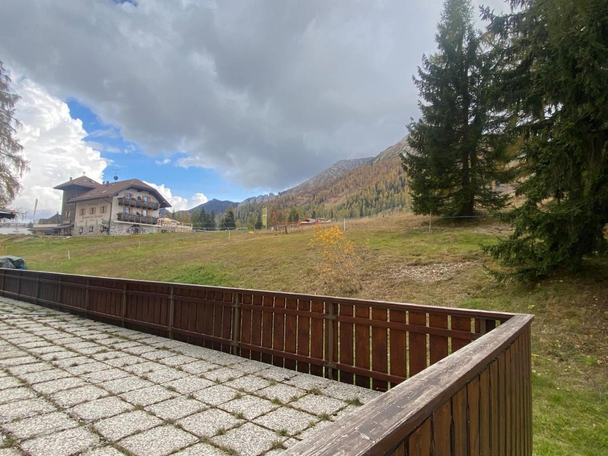 Costalungahouse Trekkingbikeski Selfcheck-In Apartment Carezza al Lago Buitenkant foto