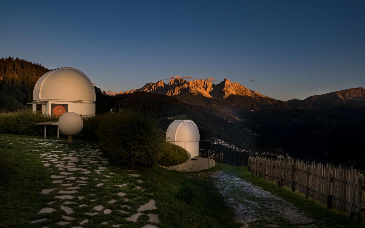 Costalungahouse Trekkingbikeski Selfcheck-In Apartment Carezza al Lago Buitenkant foto