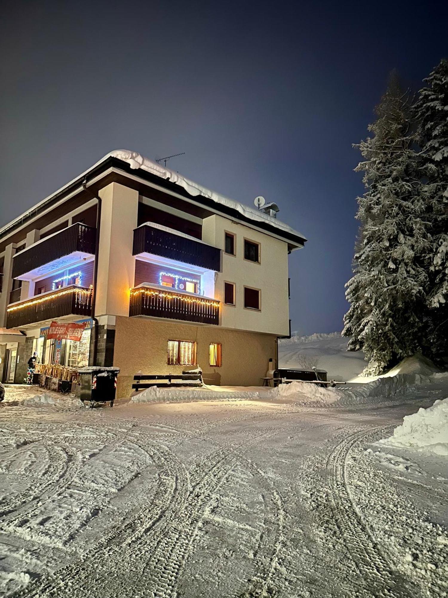 Costalungahouse Trekkingbikeski Selfcheck-In Apartment Carezza al Lago Buitenkant foto