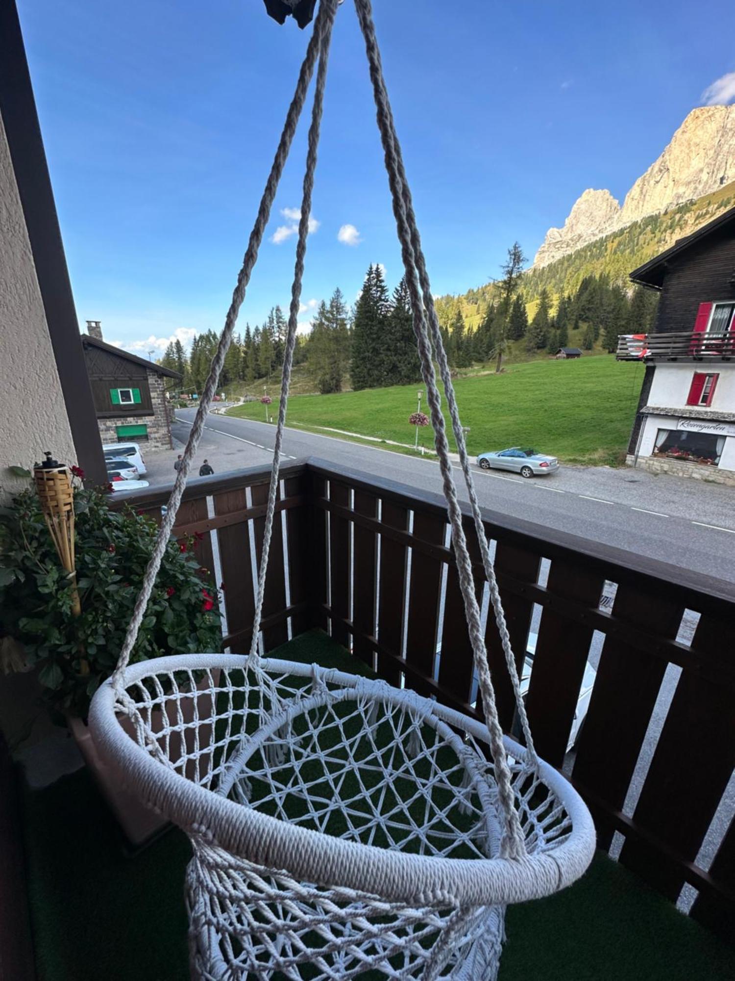 Costalungahouse Trekkingbikeski Selfcheck-In Apartment Carezza al Lago Buitenkant foto