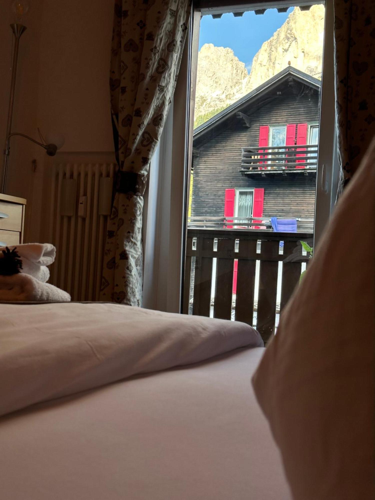 Costalungahouse Trekkingbikeski Selfcheck-In Apartment Carezza al Lago Buitenkant foto
