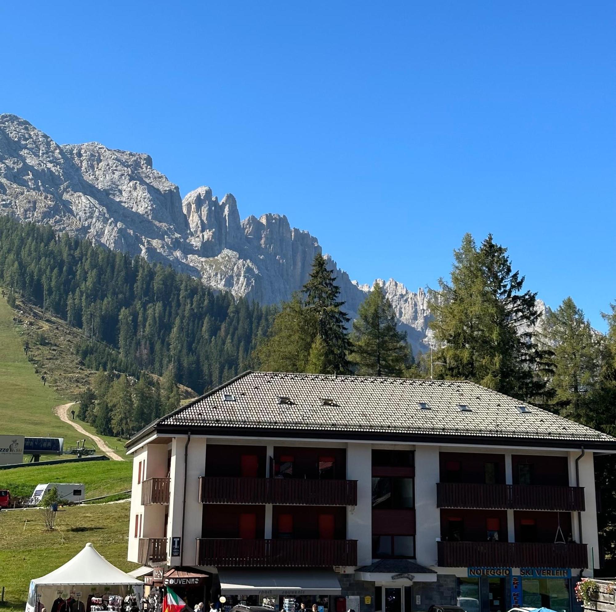 Costalungahouse Trekkingbikeski Selfcheck-In Apartment Carezza al Lago Buitenkant foto
