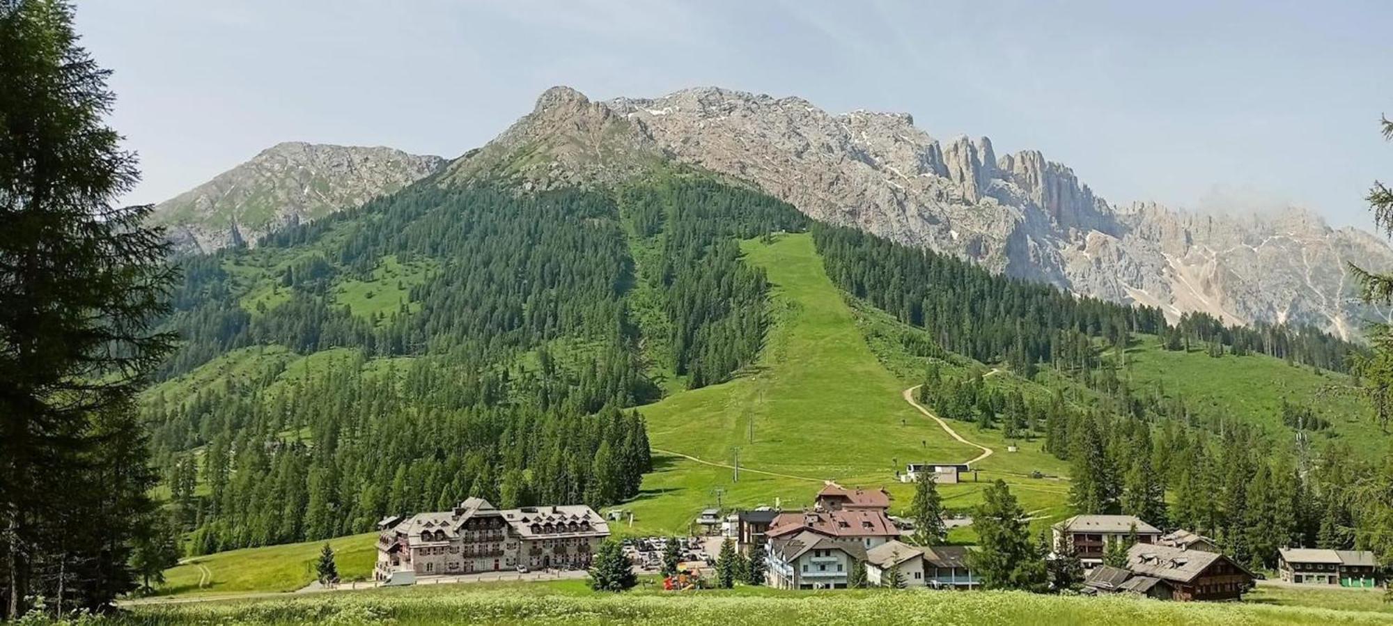 Costalungahouse Trekkingbikeski Selfcheck-In Apartment Carezza al Lago Buitenkant foto